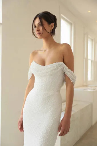 Mariana Hardwick Bridal Alessia